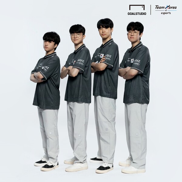 ▲e스포트팀 국가대표 어웨이 유니폼   출처: 한국e스포츠협회